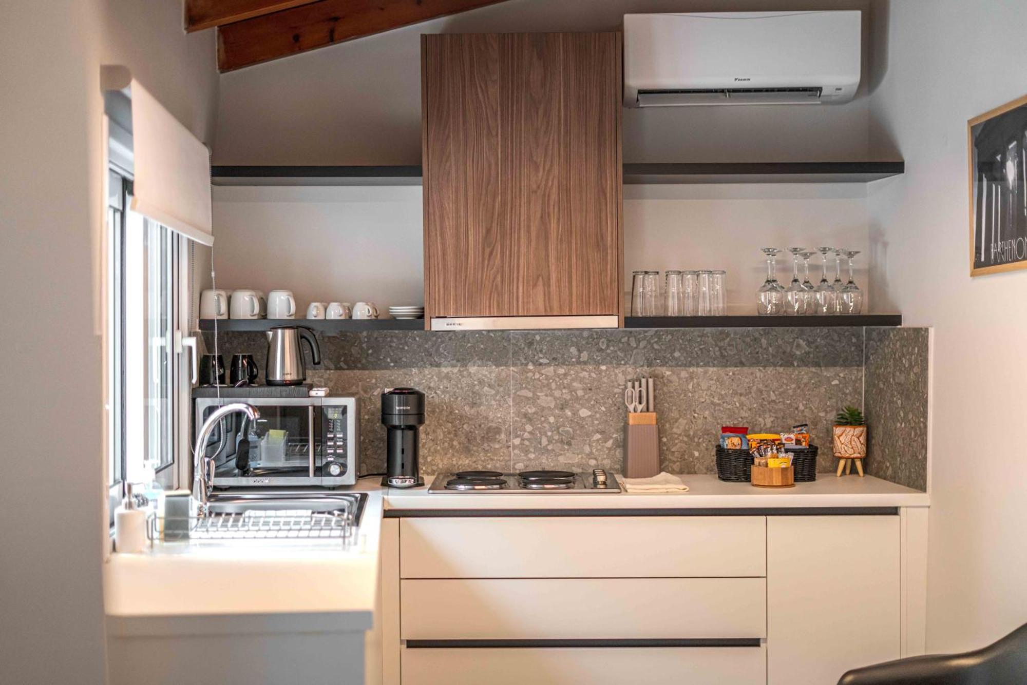 Belle Athenes - Luxury Rooms At Monastiraki Railway Station Εξωτερικό φωτογραφία