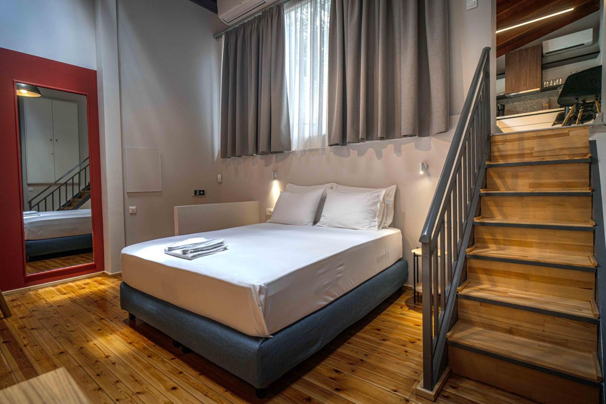 Belle Athenes - Luxury Rooms At Monastiraki Railway Station Εξωτερικό φωτογραφία