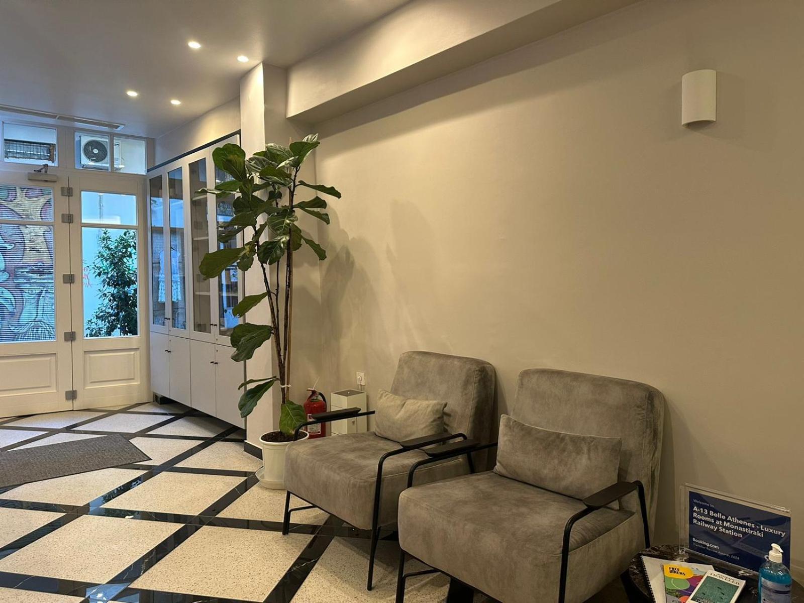 Belle Athenes - Luxury Rooms At Monastiraki Railway Station Εξωτερικό φωτογραφία