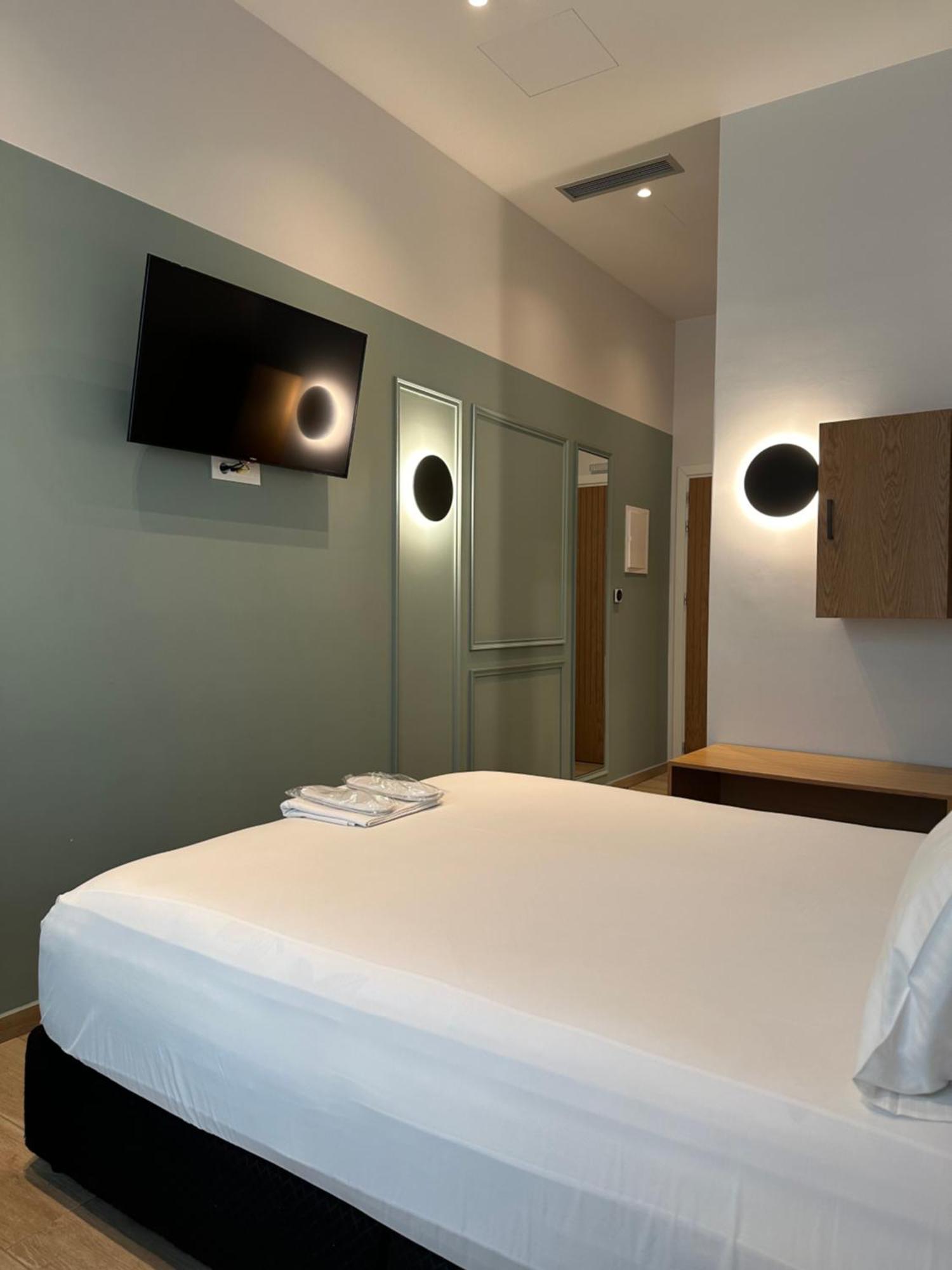 Belle Athenes - Luxury Rooms At Monastiraki Railway Station Εξωτερικό φωτογραφία