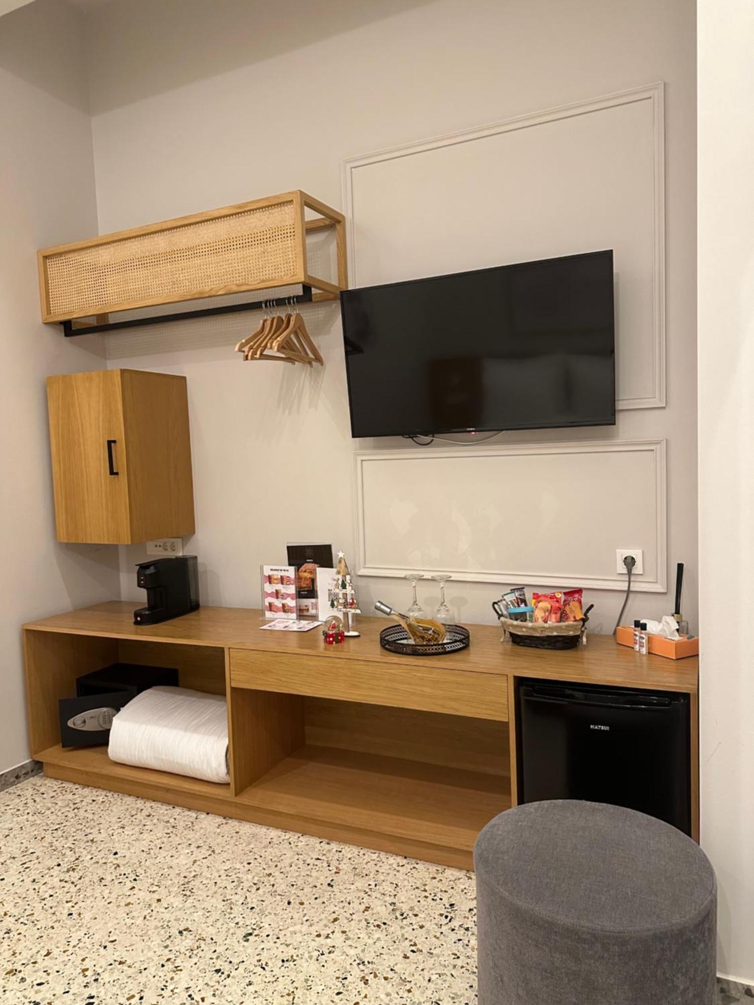 Belle Athenes - Luxury Rooms At Monastiraki Railway Station Εξωτερικό φωτογραφία