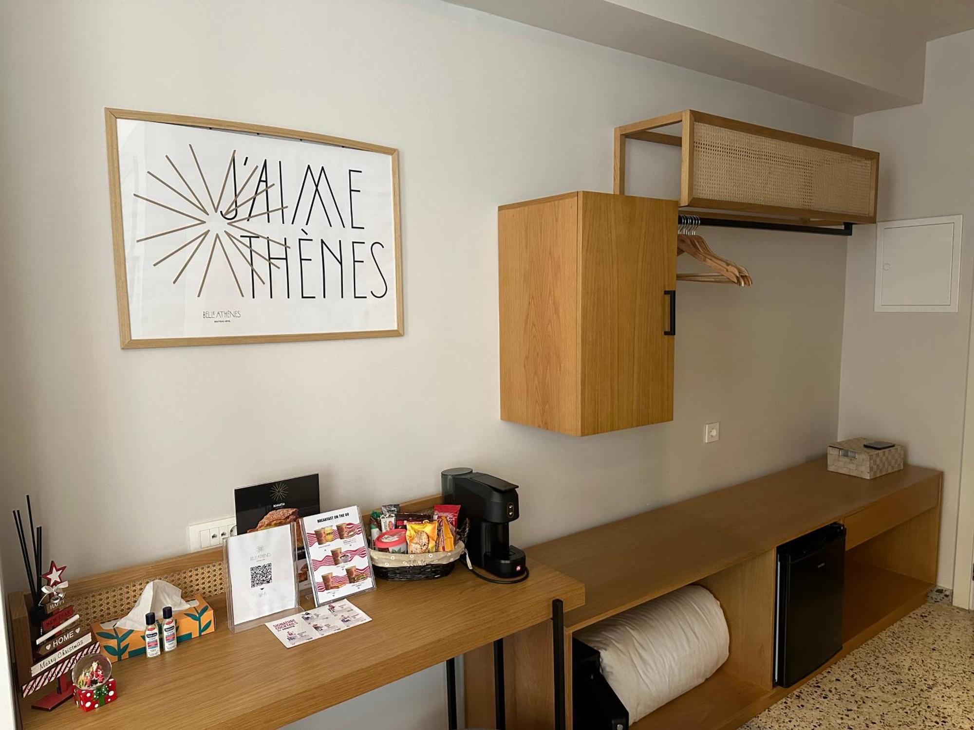 Belle Athenes - Luxury Rooms At Monastiraki Railway Station Εξωτερικό φωτογραφία