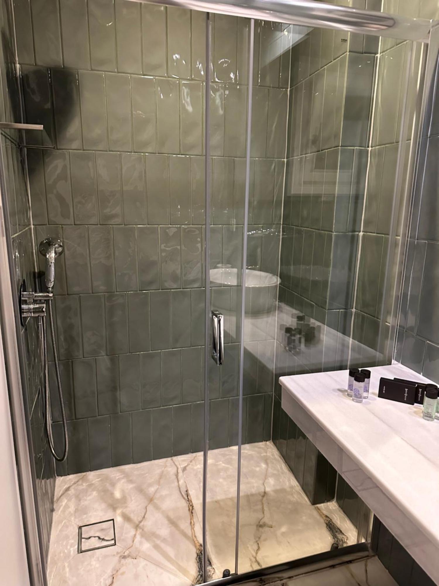 Belle Athenes - Luxury Rooms At Monastiraki Railway Station Εξωτερικό φωτογραφία